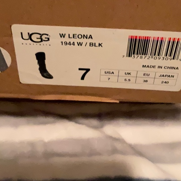 Ugg Australia black leather Leona quilted foldover wedge boots - Picture 2 of 4